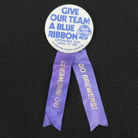 Milwaukee Brewers Opening Day 1981 Button Pin Ribbon County Stadium Pabst PBR - Picture 7 of 7